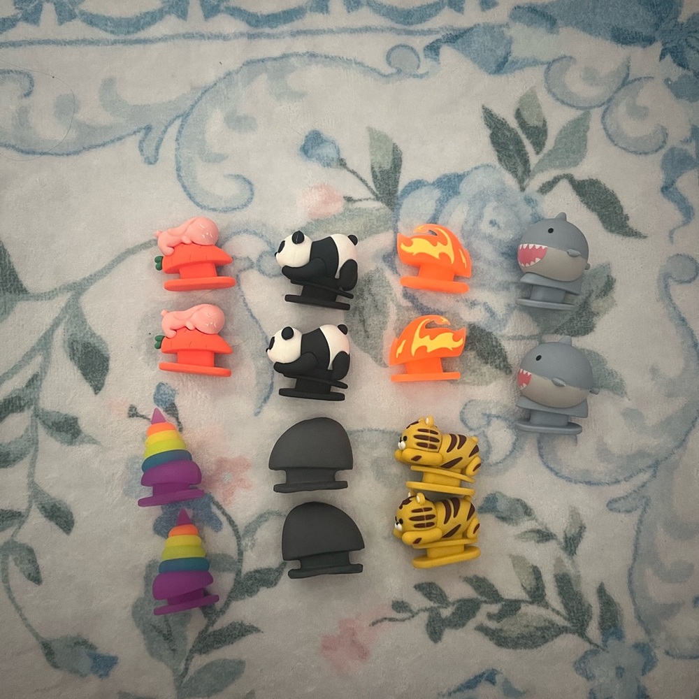 Authentic Cloud Sharks Fins Bundle